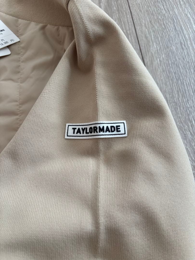 新品未使用 ウォームライニングフルジップセーター