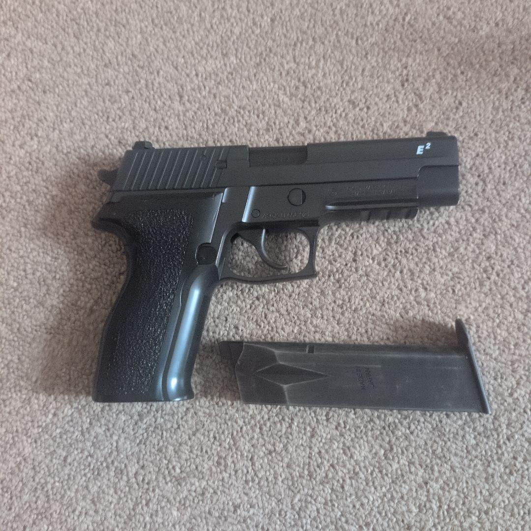 ガスガン P226E2