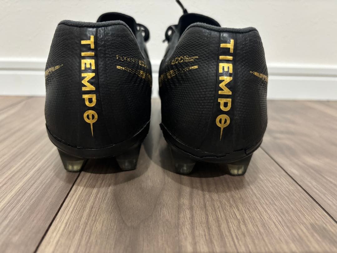 NIKE ナイキ　ティエンポレジェンド7 FG 27センチ　廃盤品