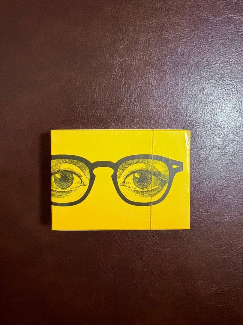 MOSCOT トランプ
