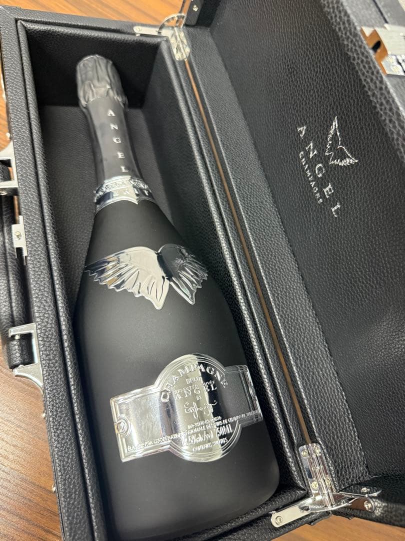 新品未開封　ANGEL エンジェル シャンパン ブラック 箱付き
