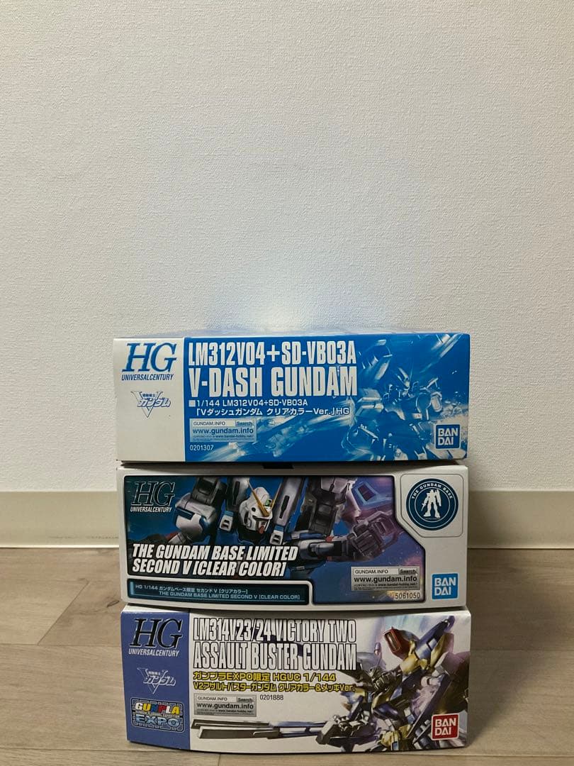 HG Vダッシュ/セカンドV/V2アサルトバスターガンダム　クリアカラー