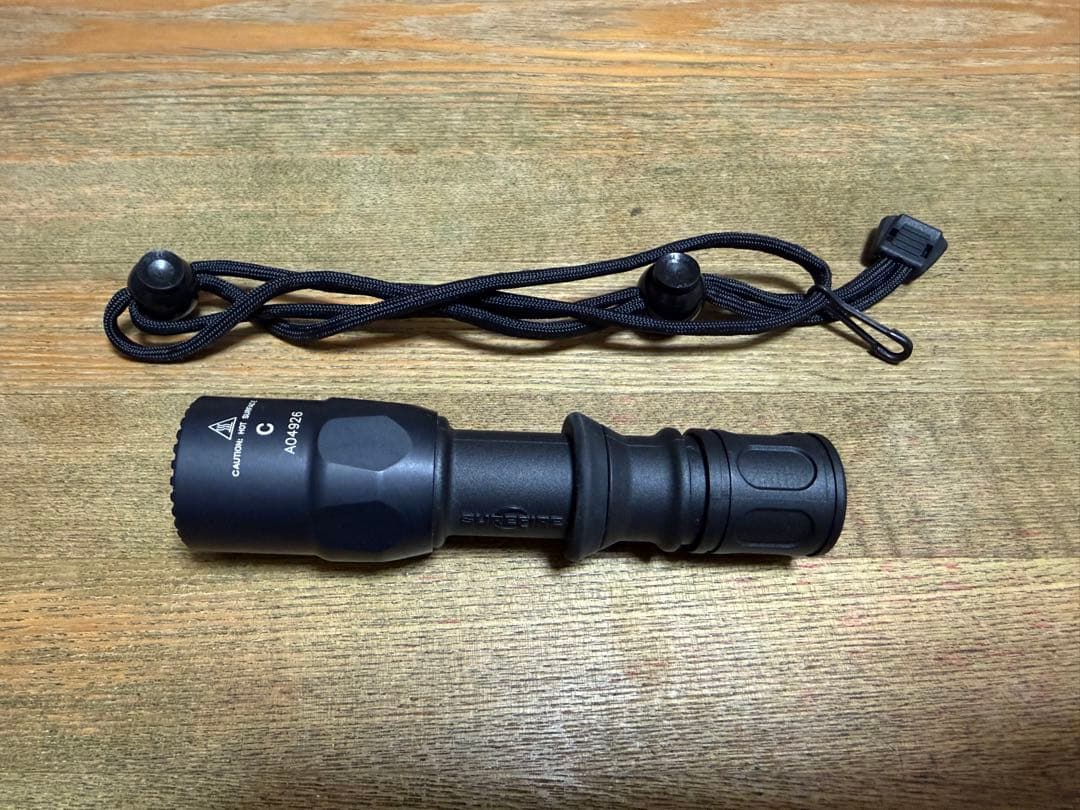 シュアファイア　G2ZXコンバットライト　LED 600ルーメン