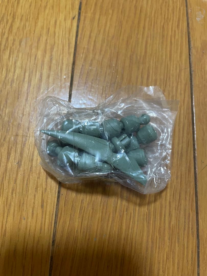 【超お得】機動戦士ガンダムEXCEED MODEL ZAKU HEADガシャポン