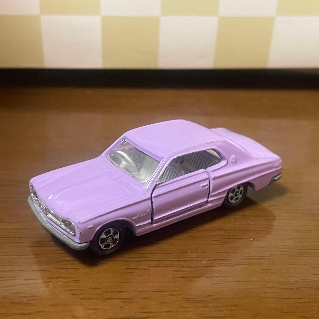 トミカ　日産　スカイライン　2000GT 紫　レプリカ　1Aホイール風