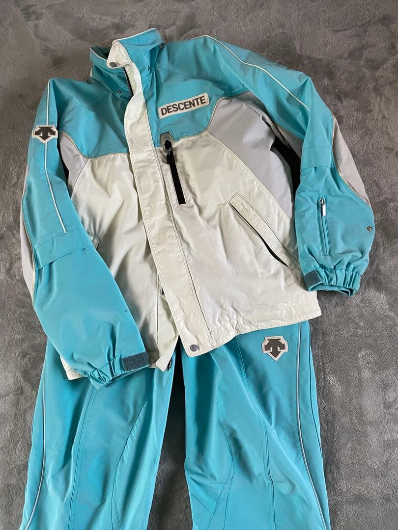 DESCENTE スキーウェア 上下セット Lサイズ