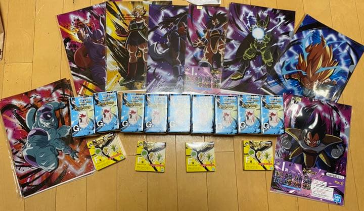 ドラゴンボール 一番くじ クリアファイル&グラス&スマホリング&色紙