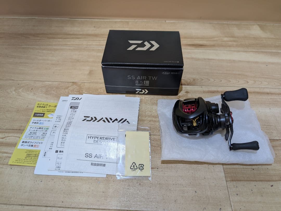 美品　ダイワ 23 SS AIR TW 8.5L　左ハンドル　スプール新品