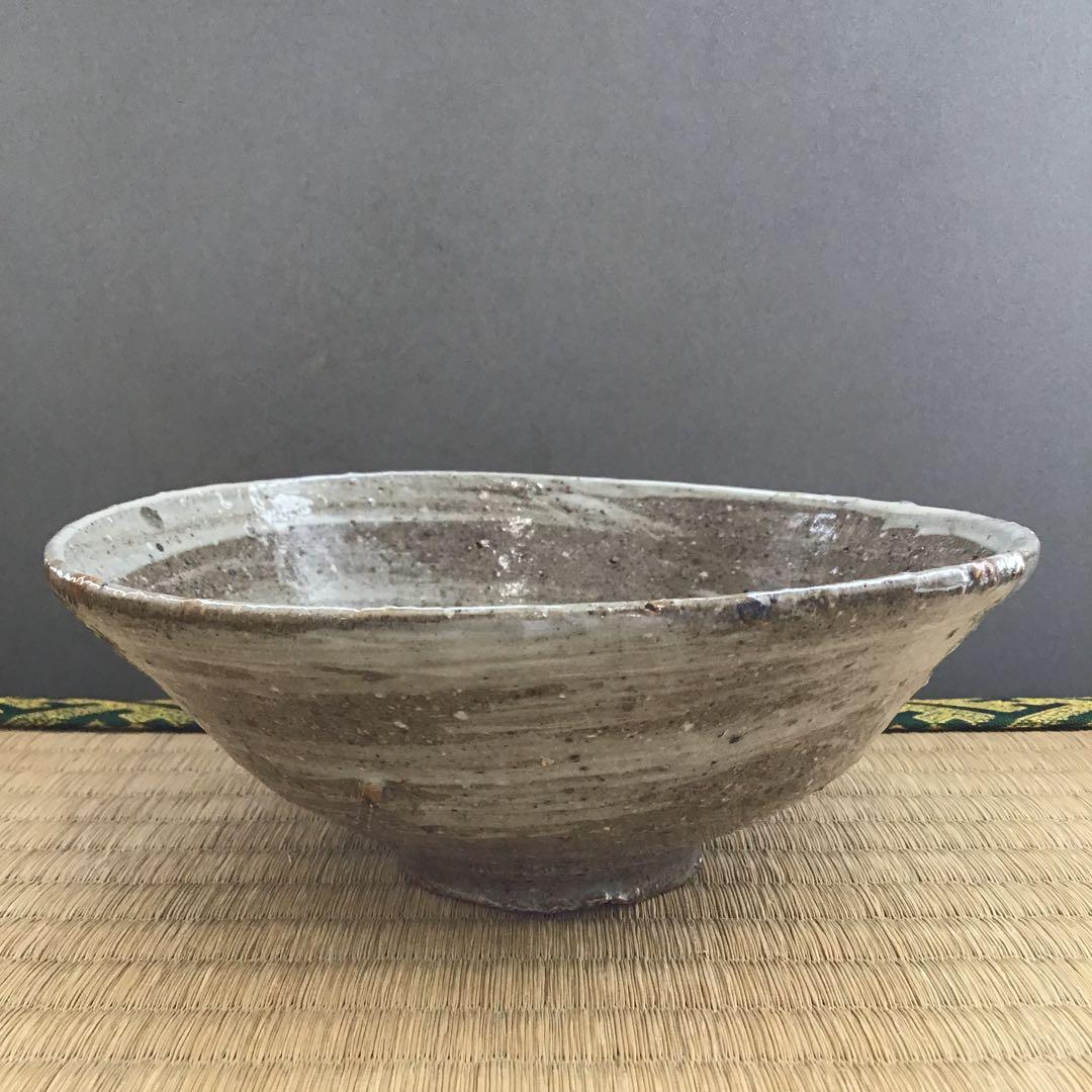 茶道具 茶碗   刷毛目平茶碗  常滑市立陶芸研究所  大迫みきお 造N239C