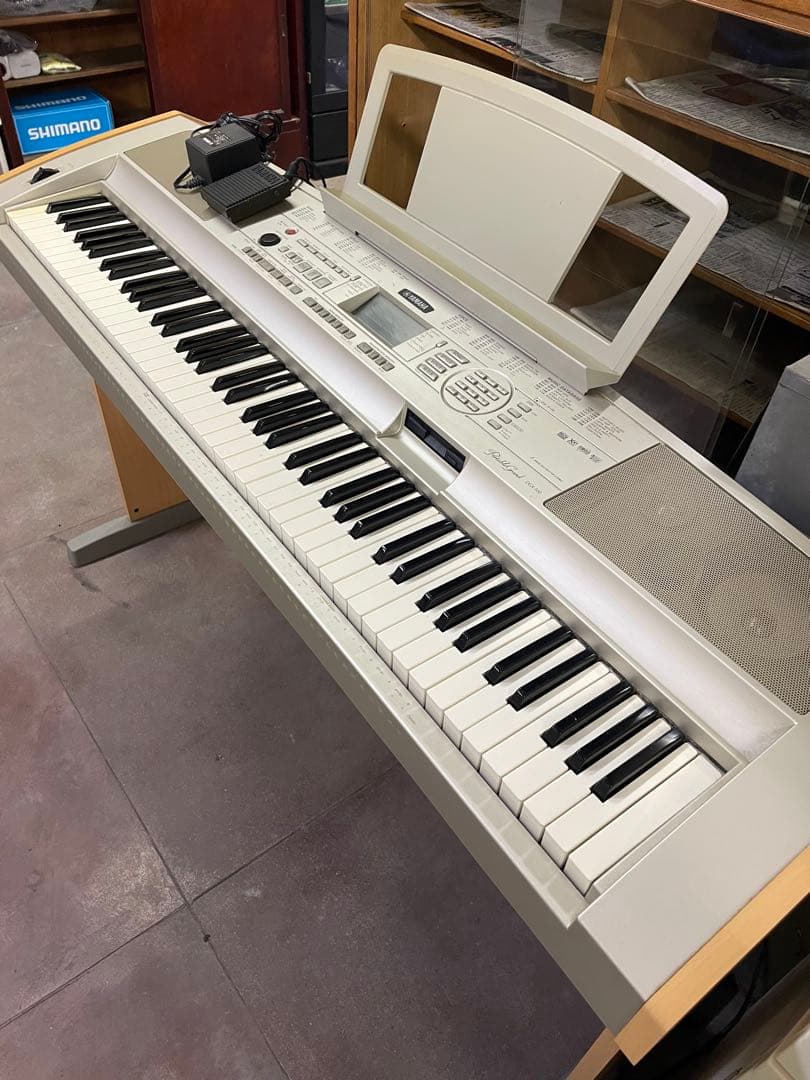YAMAHA DGX-500 ヤマハ　電子ピアノ　Portable Grand