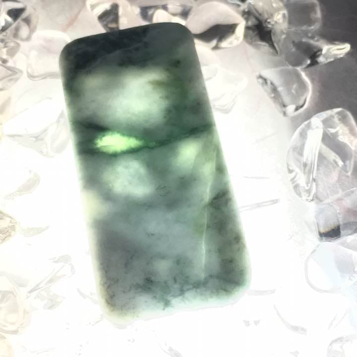糸魚川天然翡翠タブレット
