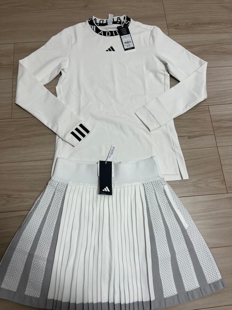 新品　adidas ゴルフ　モックネック　フレアースカート　　セットアップ　S