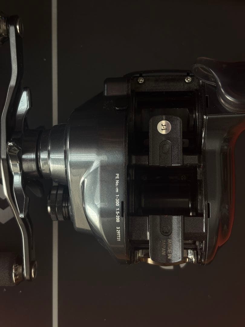 ダイワ　Daiwa SEABORG 100J 電動リール