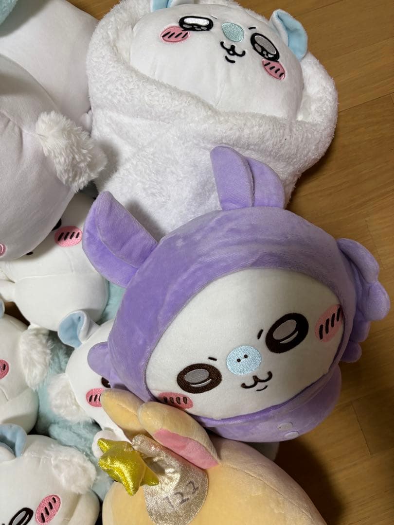 ちいかわモモンガいっぱいぬいぐるみキーリングなどなどまとめて