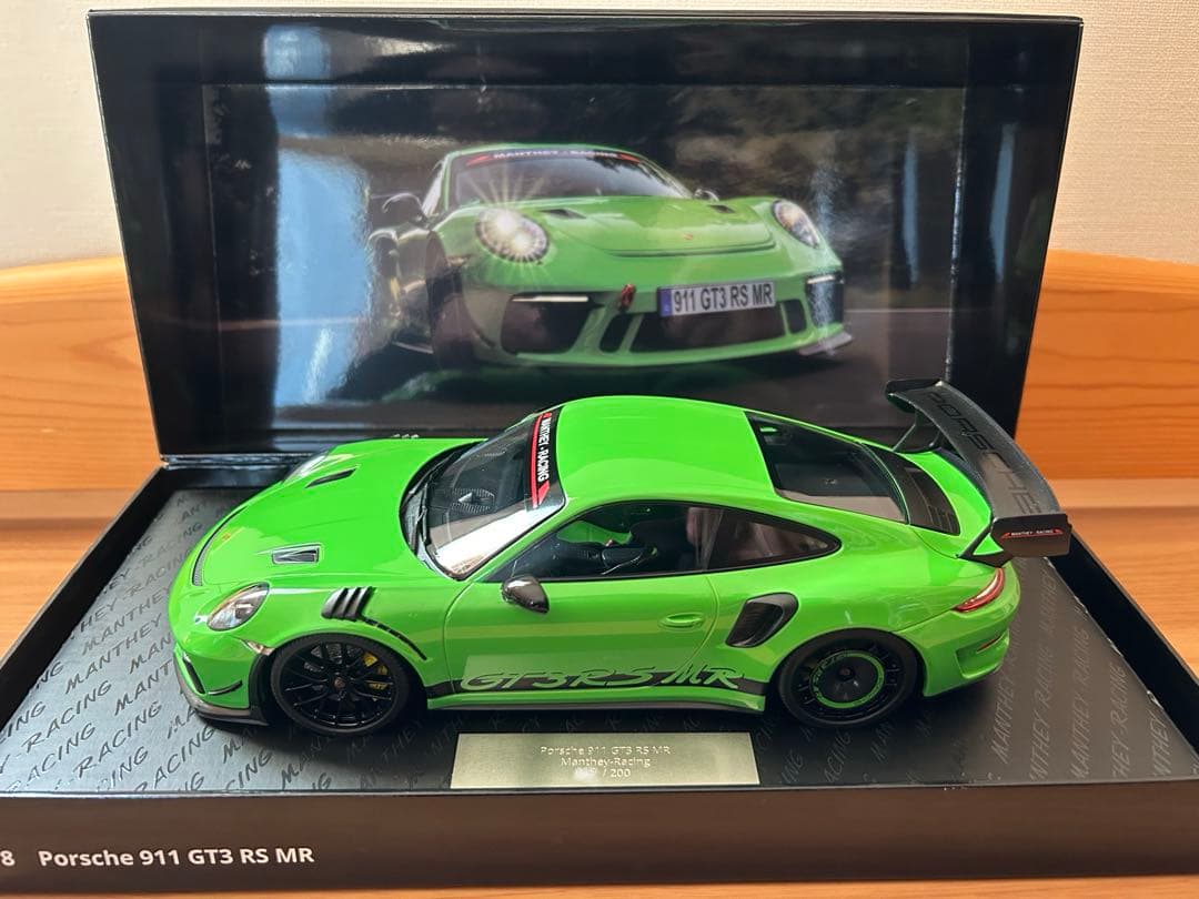 S*S様 1/18 ポルシェ911GT3 RS MR