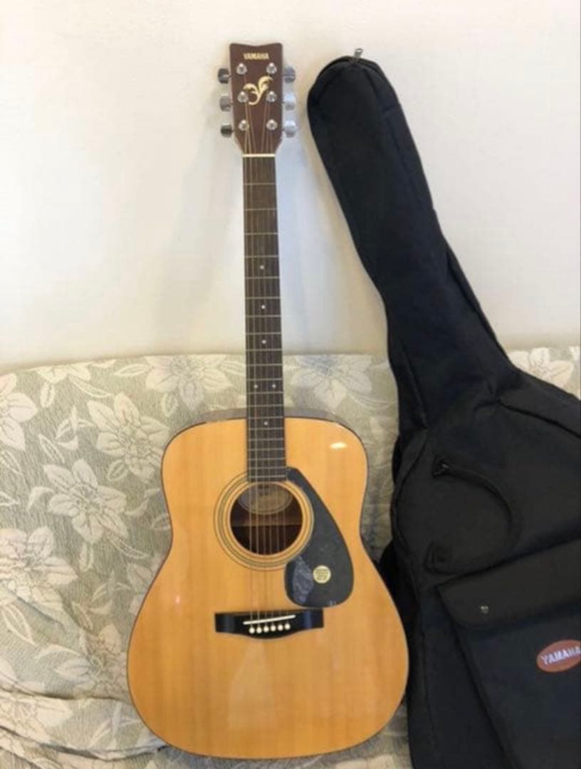 【カポ付き】YAMAHA アコースティックギター