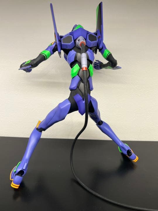 新世紀エヴァンゲリオン初号機　RAH   フィギュア