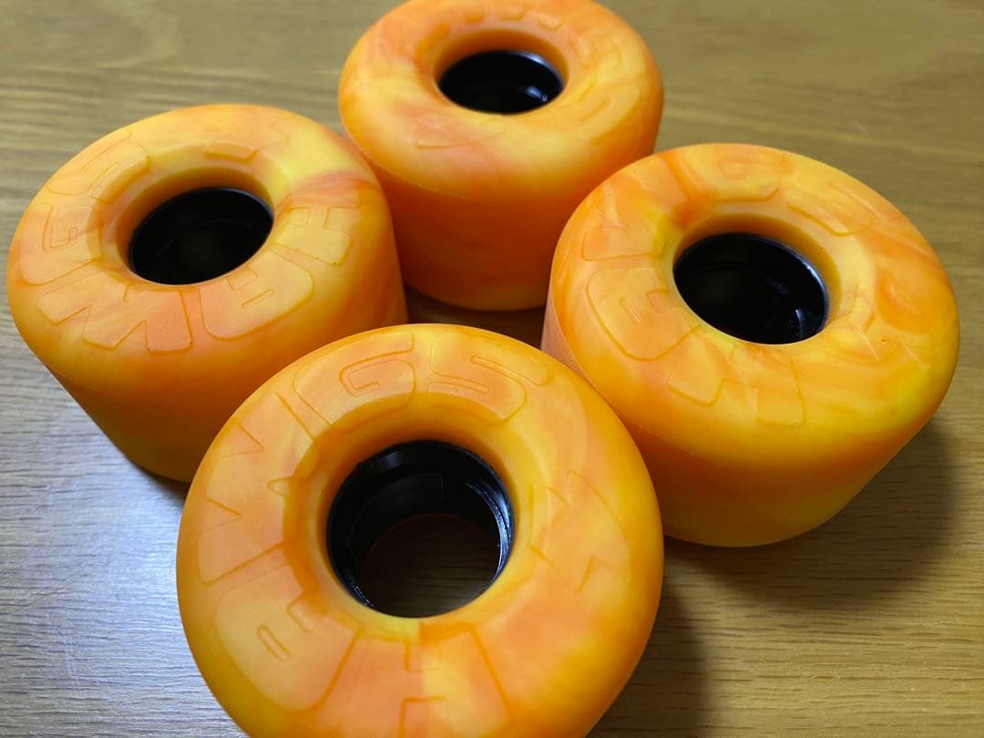 EZ Slide Hawgs 60mm 83a ダウンヒル フリーライド
