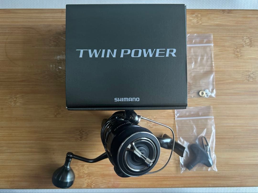 シマノ 24ツインパワー 4000XG（12BB化、ステラ5000XGノブ付）