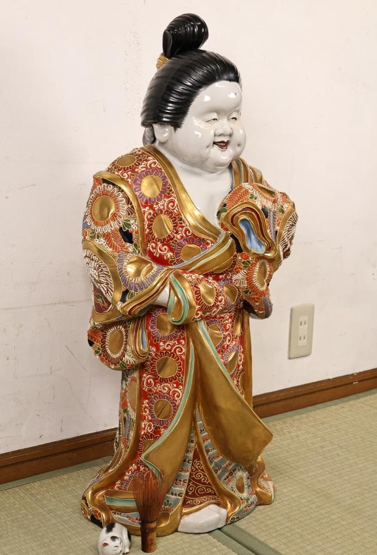 九谷焼 八幡窯 色絵金彩龍図　お多福 像　お福　置物　高さ約77cm　BK67