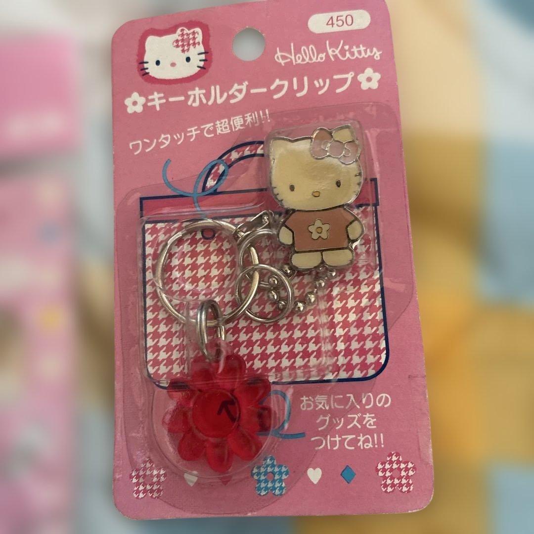 ハローキティ ストラップとキーチェーンセット　4種類