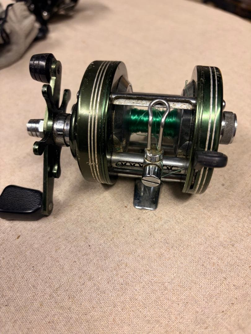 オールド HEDDON 3200 ベイトリール 日本製 CAST CONTROL