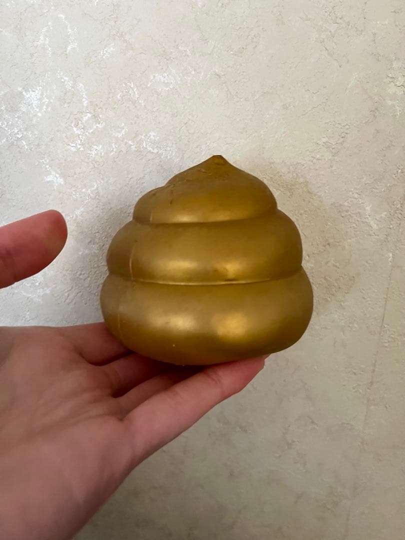 きんのうんち