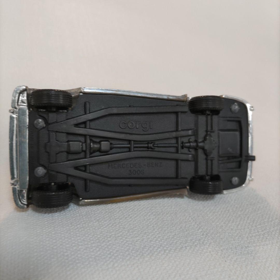 (送料込み)【1/36ダイキャストカー】Corgi メルセデス ベンツ 300S