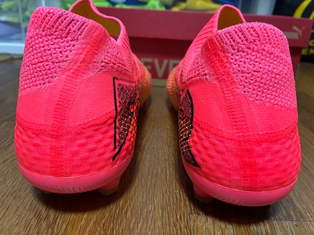 PUMAフューチャー7 アルティメット　HG/AG