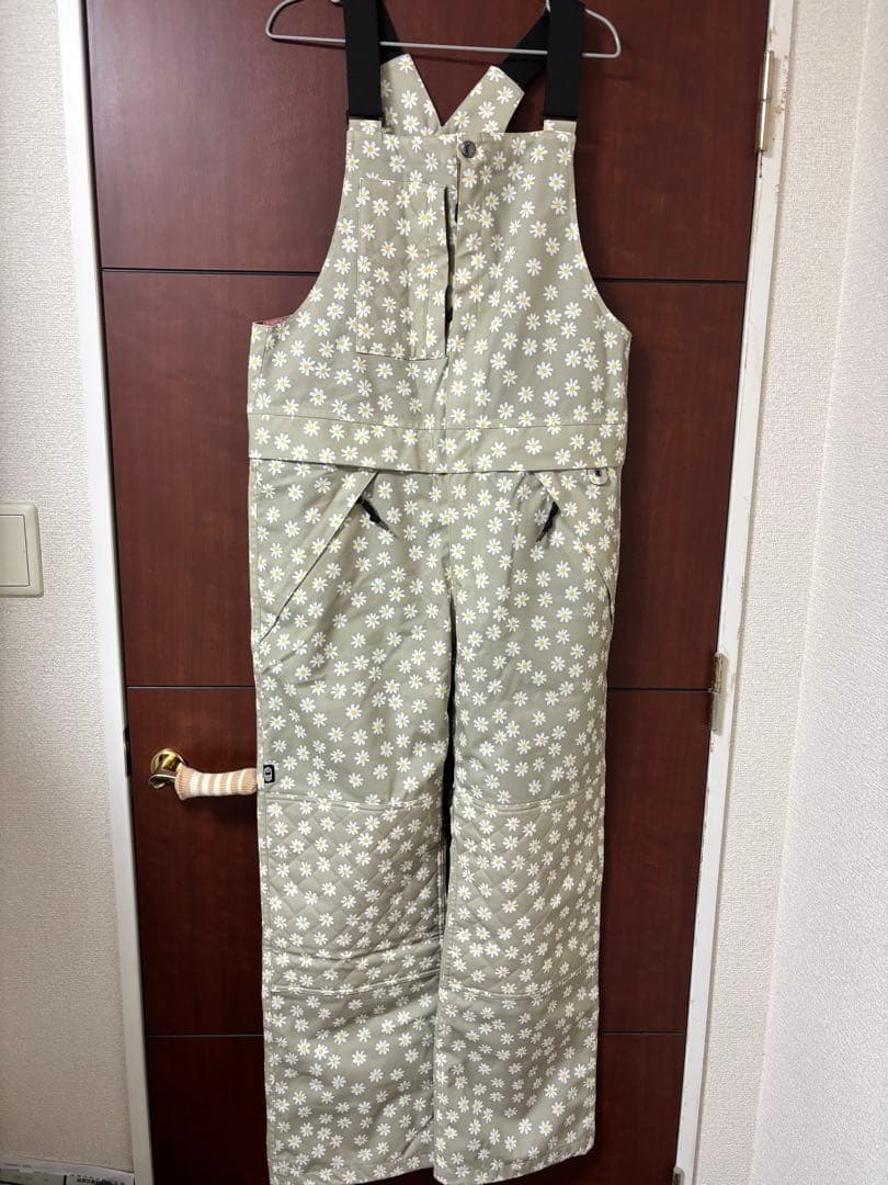 みーぽー　AIRBLASTERスノボウェア