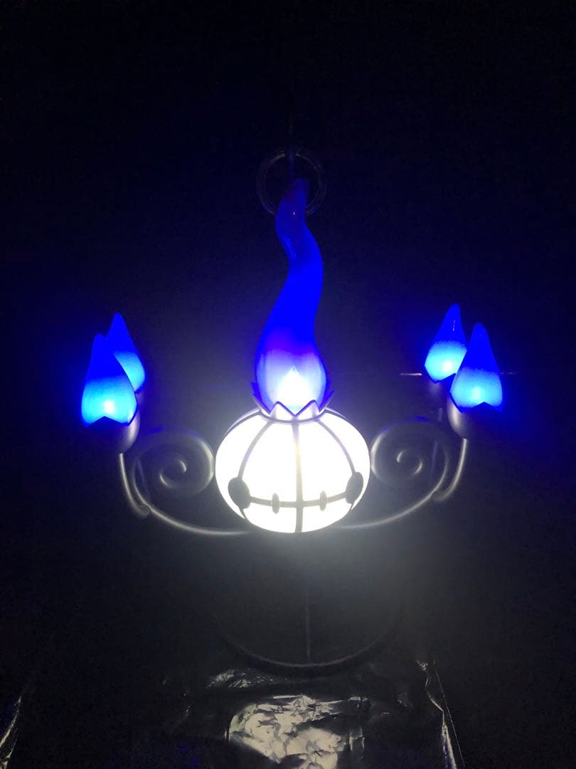 シャンデラ　LEDライト 炎がまたたく　ポケモンセンター