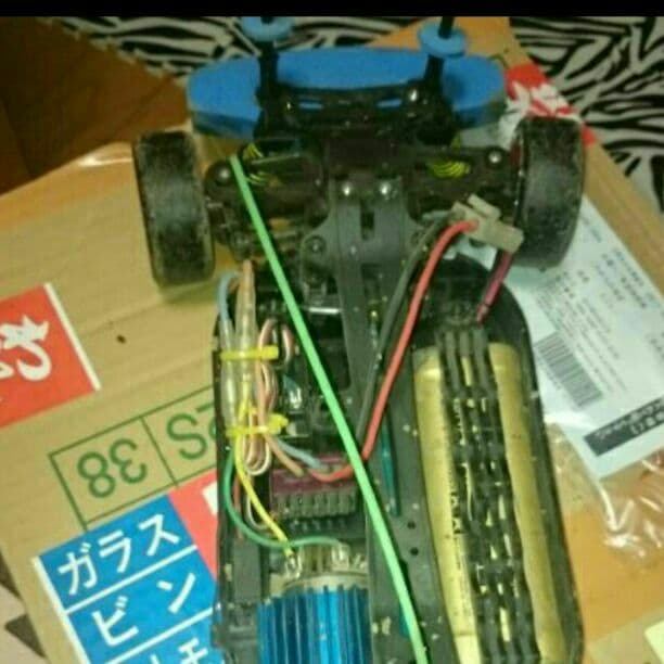 TT-01E シャーシ