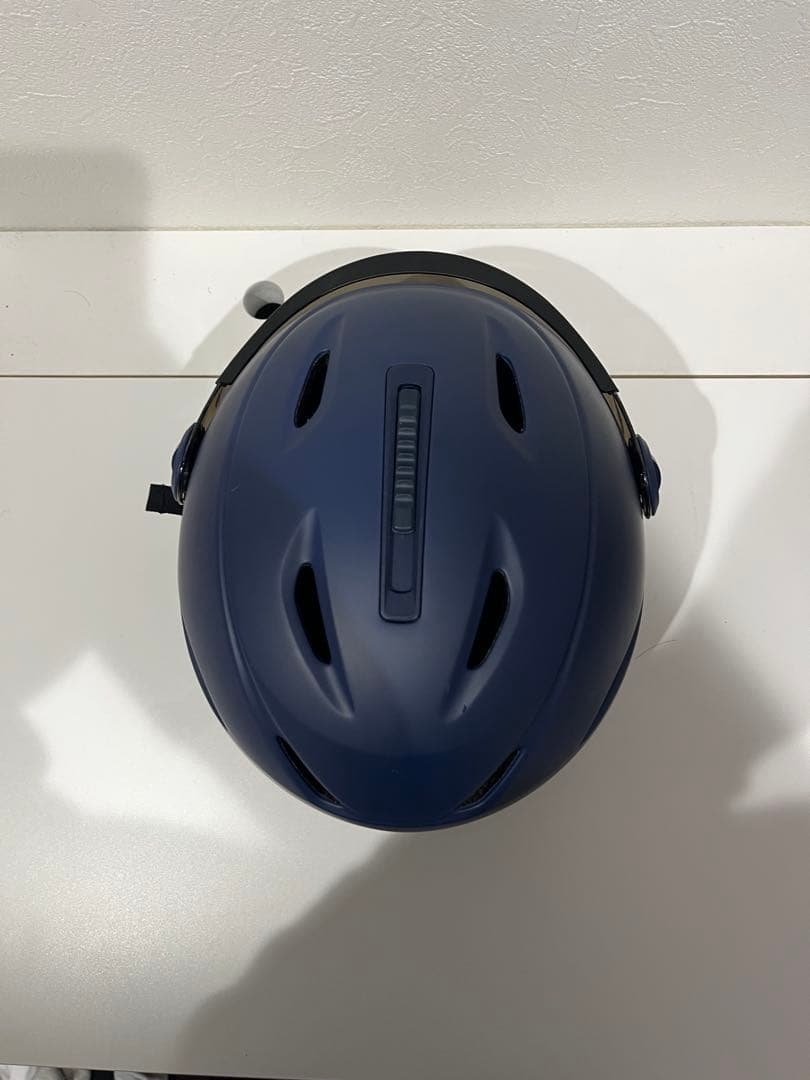 GIRO VUE MIPS バイザー付ヘルメット　一体型