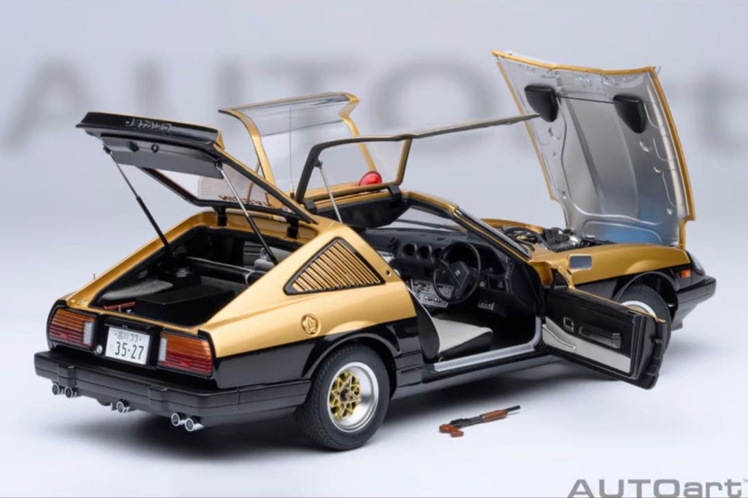 オートアート1/18 西部警察 日産フェアレディＺ スーパーＺ【新品 未開封品】