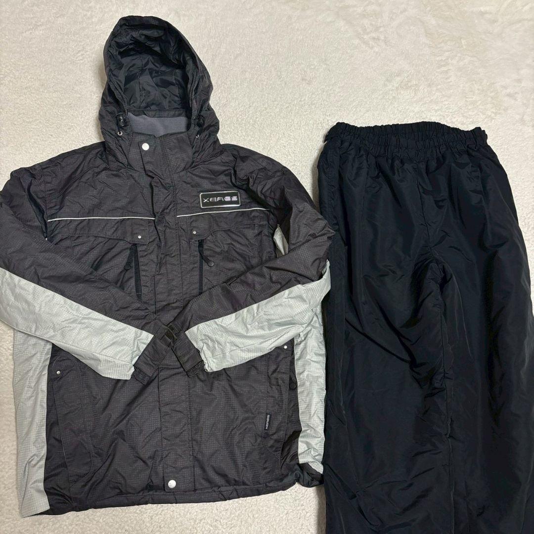 美品　XELES Columbia スキーウェア　ジャケット　パンツ　上下セット