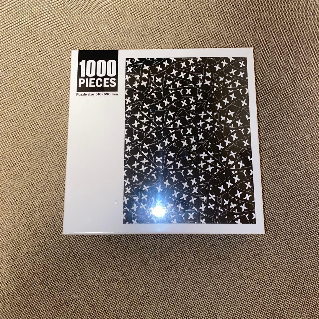GOD SELECTION XXX 1000ピース ジグソーパズル
