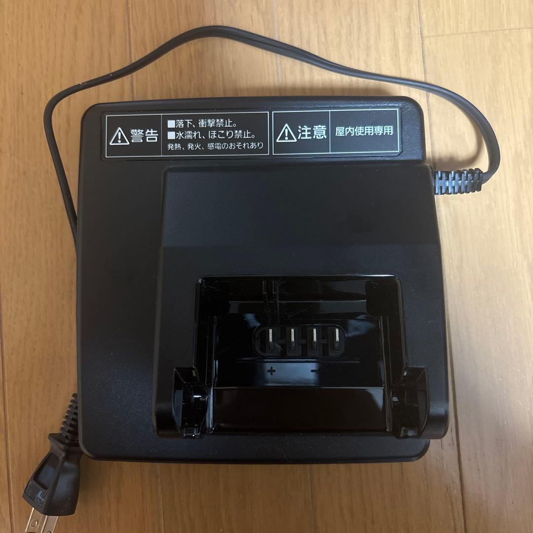 電動自転車用 充電器 黒　パナソニック