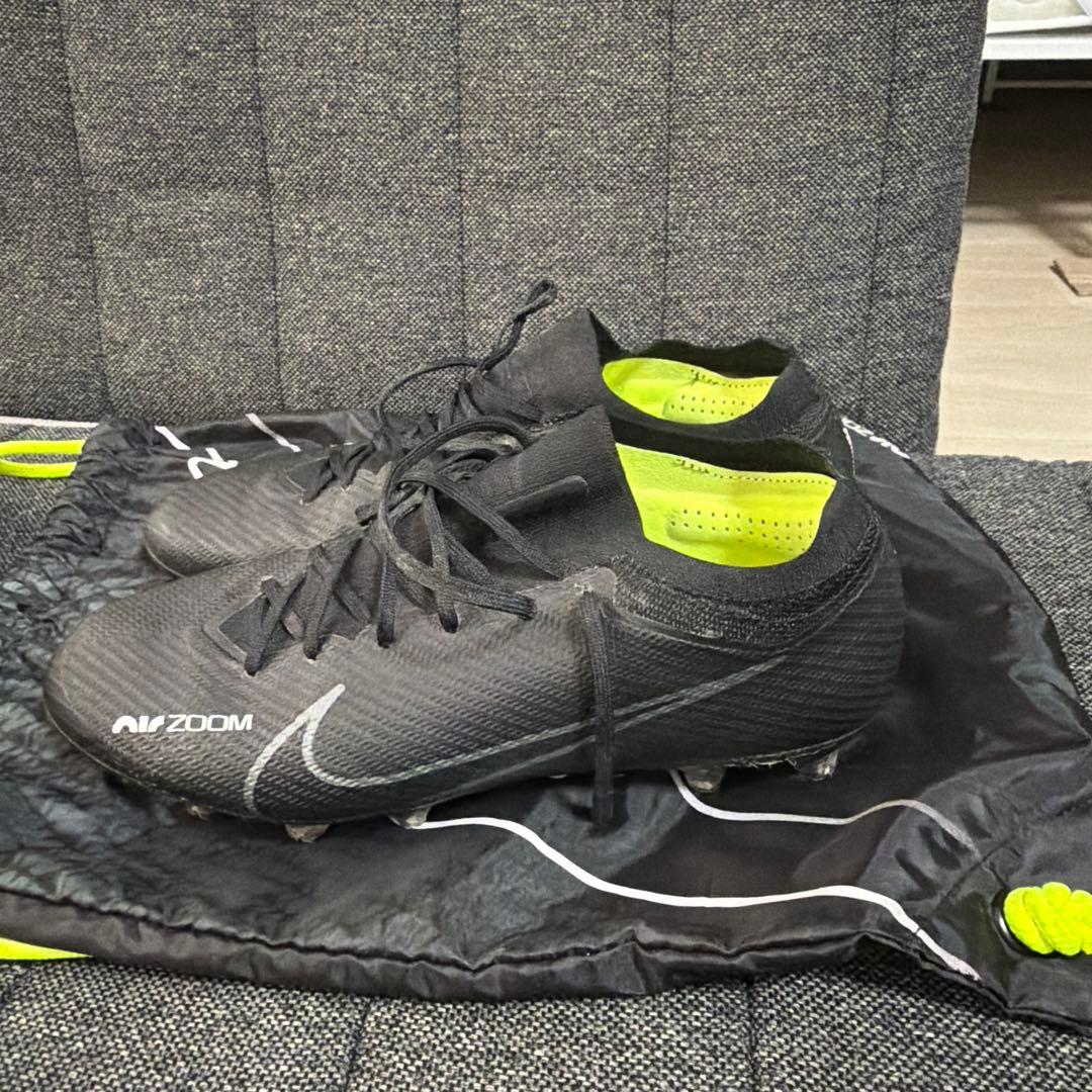 サッカースパイク　NIKE AIR zoom