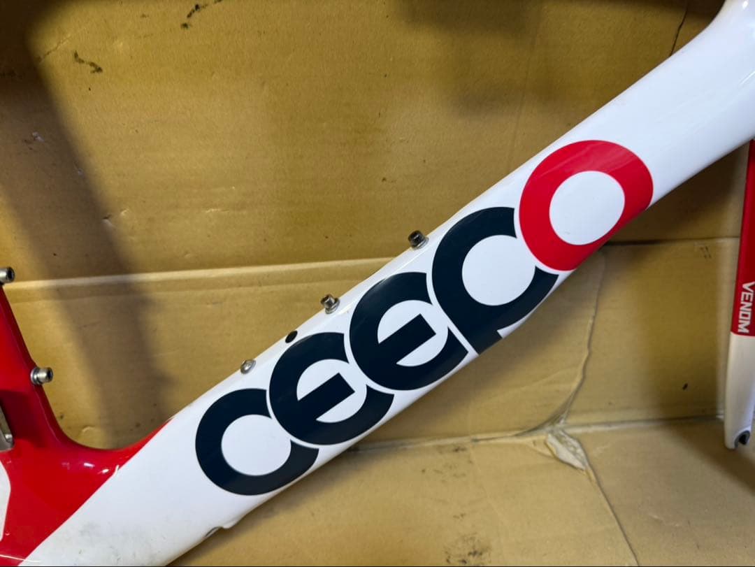 CEEPO VENOM カーボンフレーム TTバイク　 フレームセット