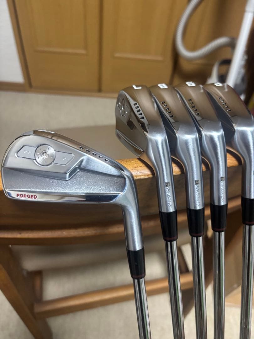 オノフONOFF KURO FORGED 2026 アイアンセット5本