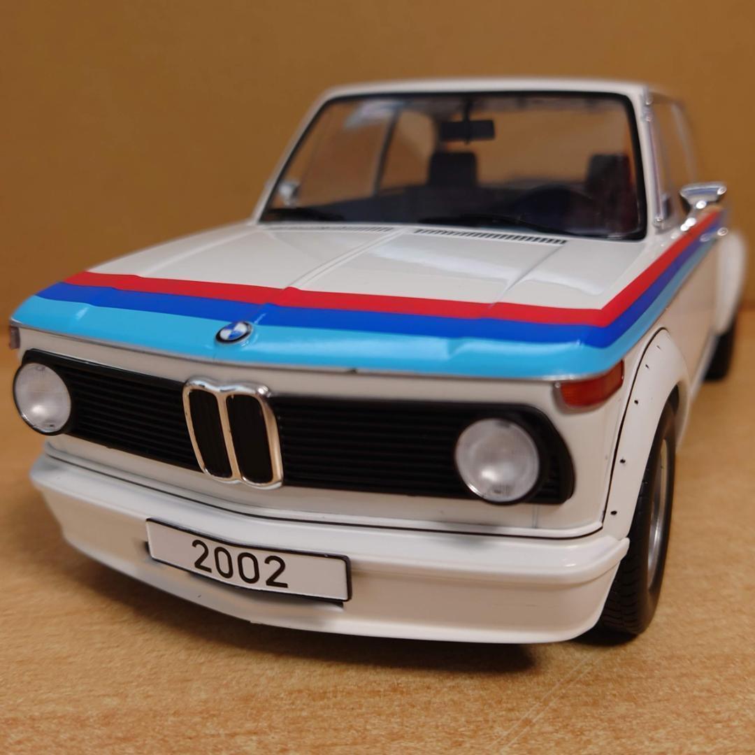 1/18  2002ターボ ホワイト 1973 MCG製 ダイキャスト製