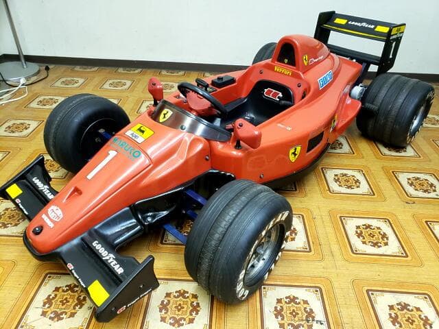大きい Ferrari/フェラーリ F1 全長1820㎜ 乗れる 電動カー
