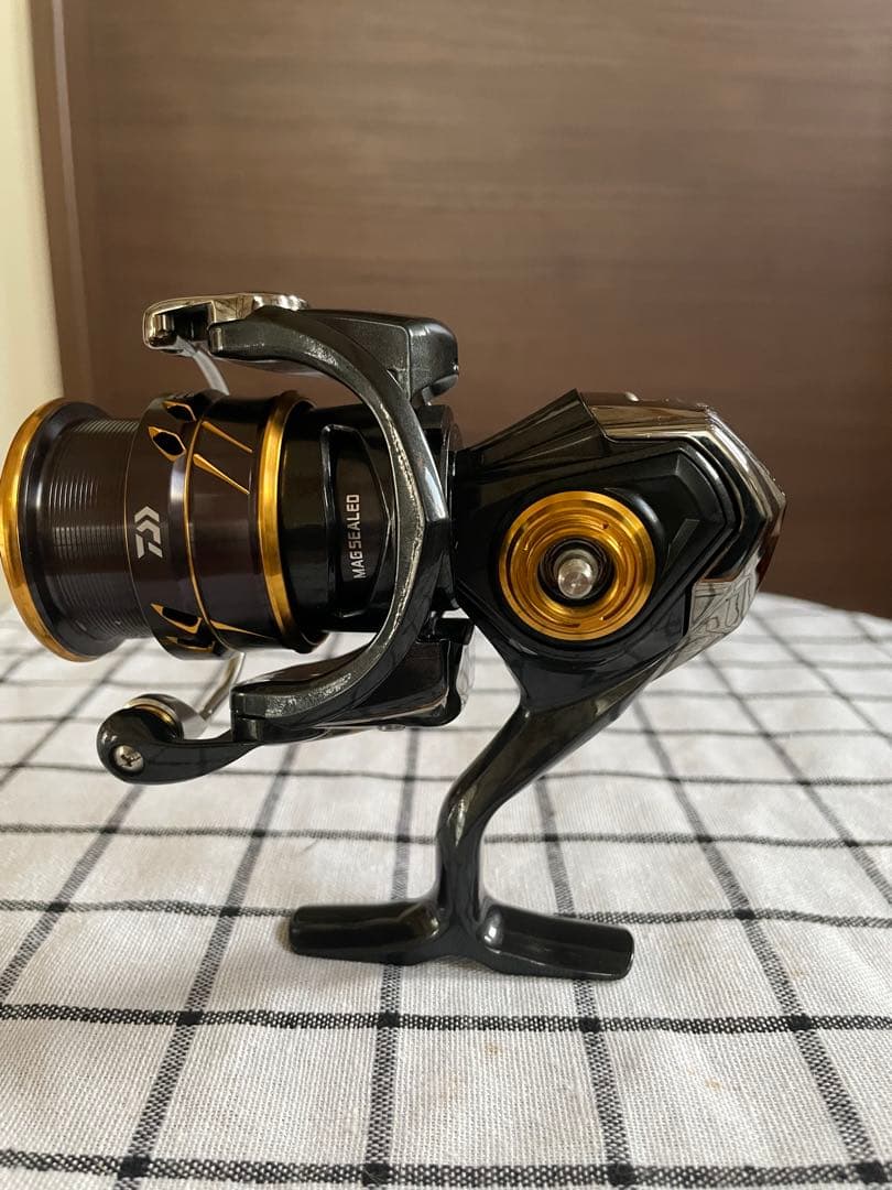 ダイワ　21カルディア LT2500S スピニングリール