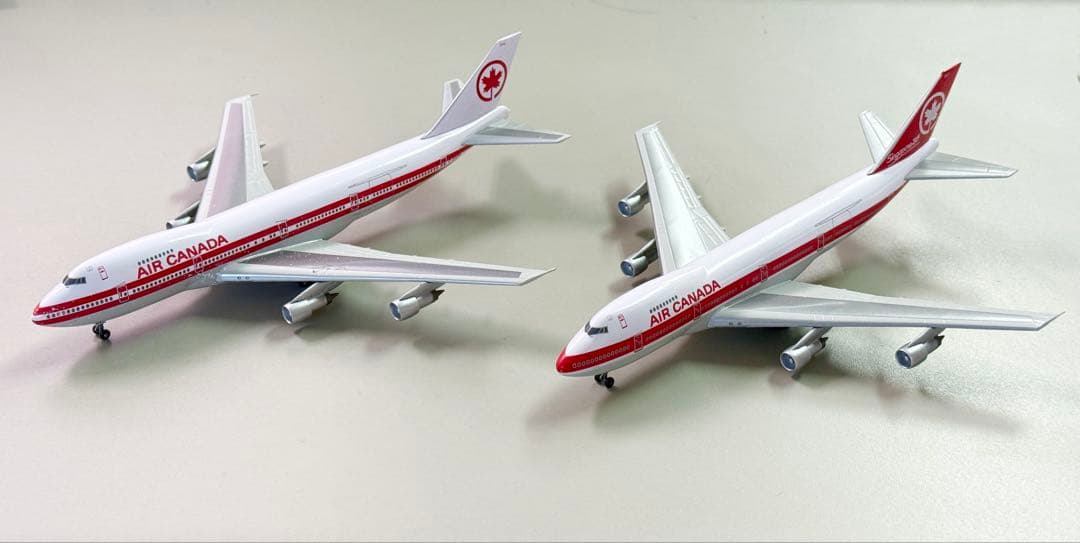 AIR  B747-233 2機　Dragon Wings