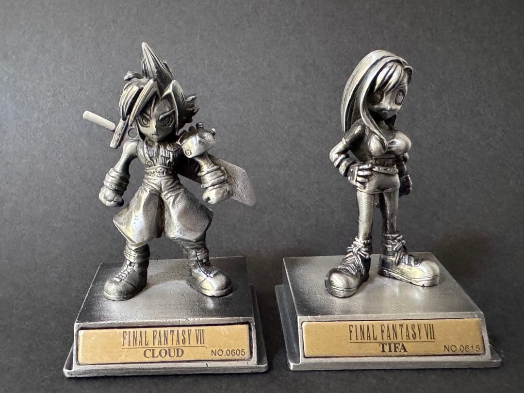FINAL FANTASY VII クロムフィギュア クラウド&ティファ