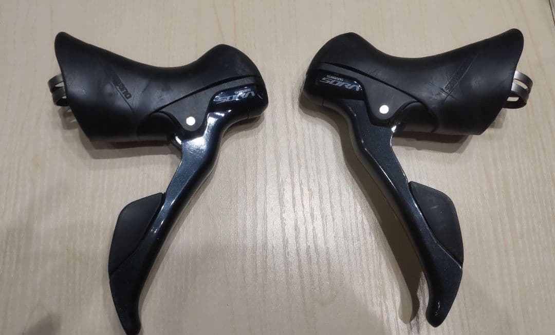SHIMANO ST-R3000 SORA 2×9s