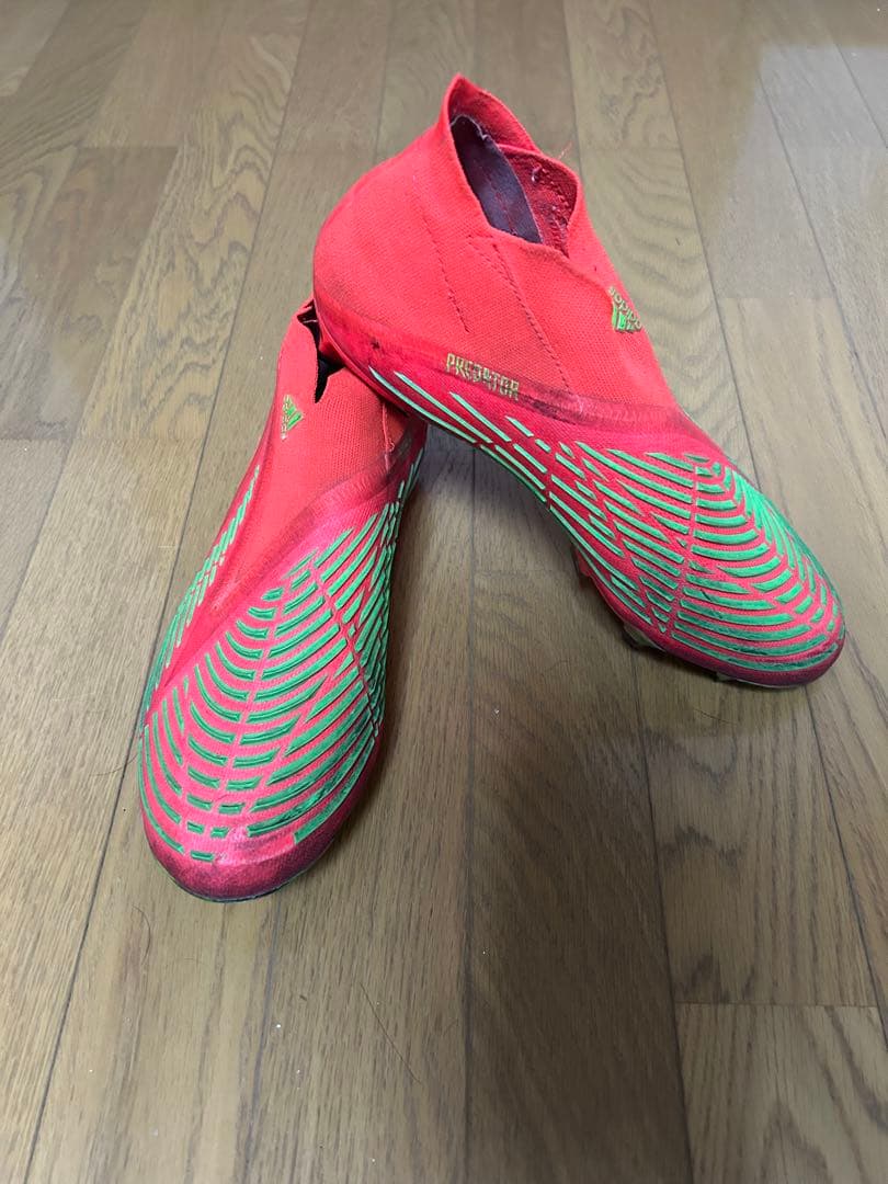 プレデター紐なし 28.5cm