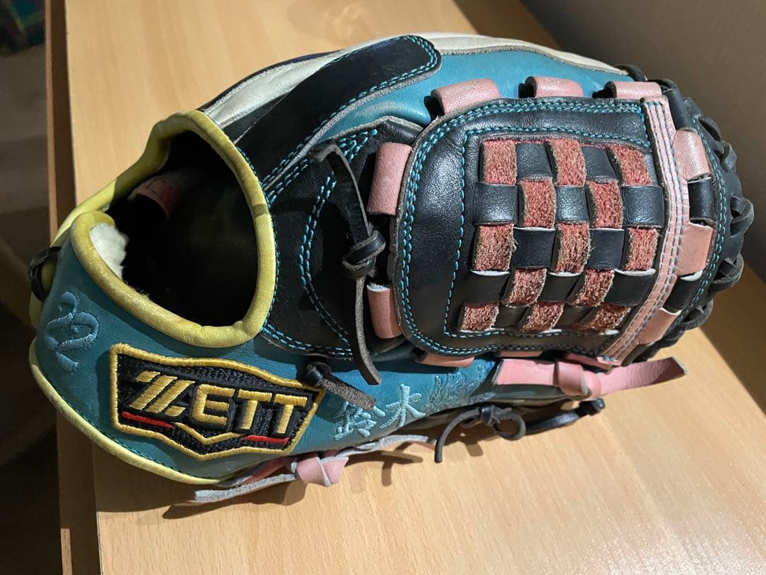 硬式内野用　ZETTプロステイタスオーダー源田モデル