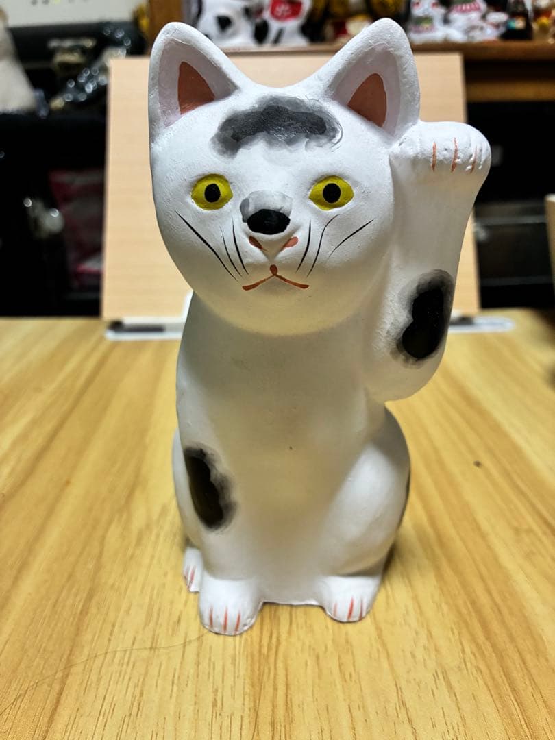 伏見人形　招き猫