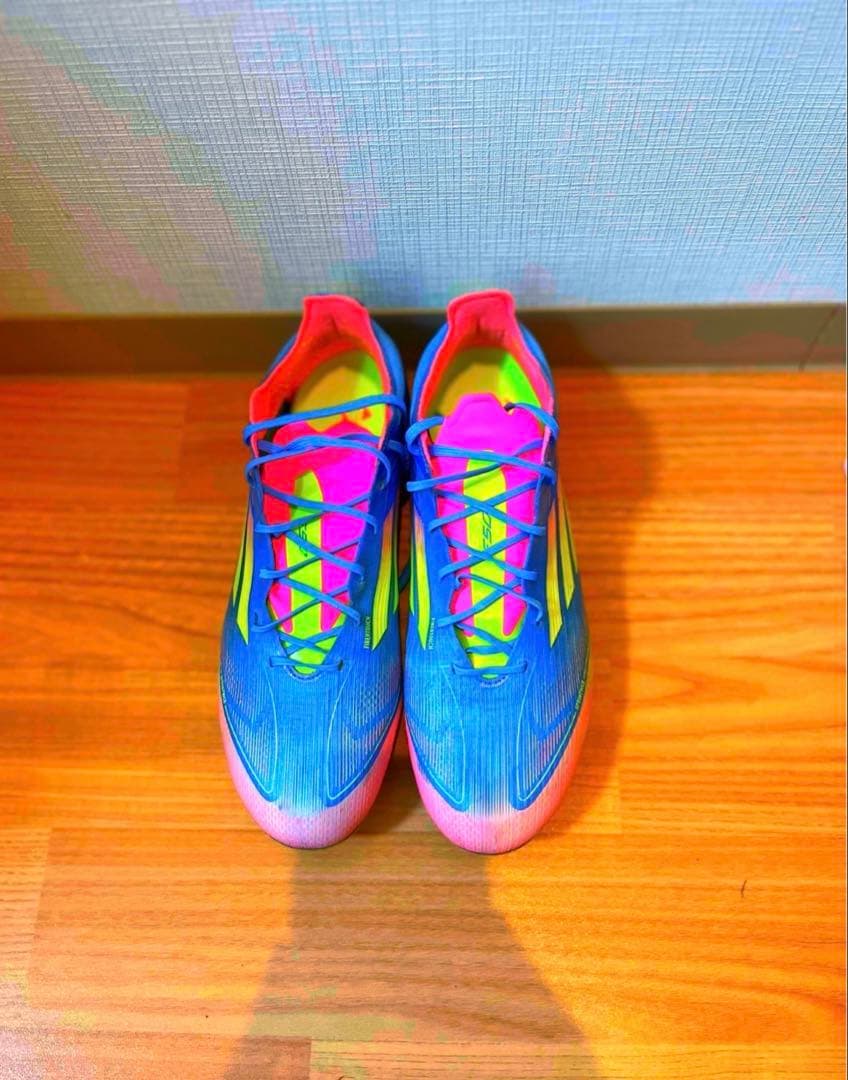 シューズ F50